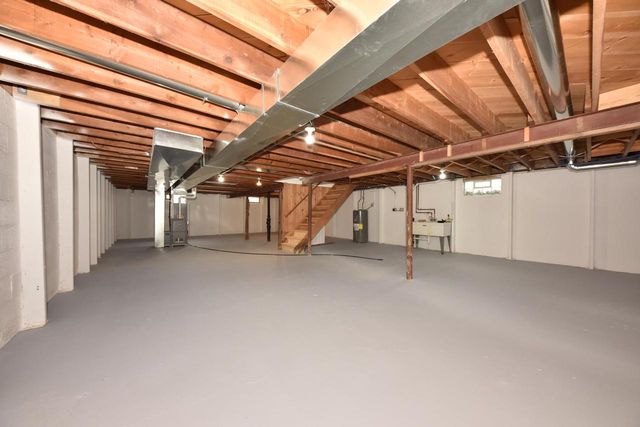 14408 Kostner LANE, New Berlin, WI 53151