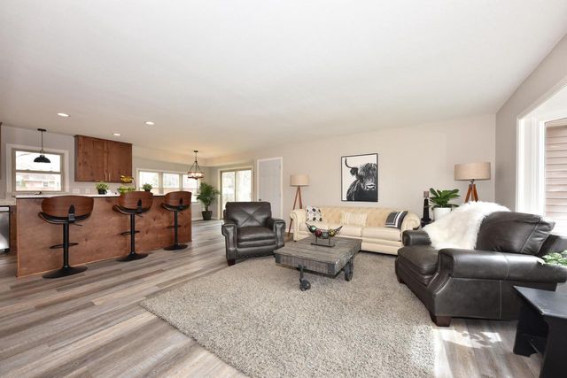 14408 Kostner LANE, New Berlin, WI 53151
