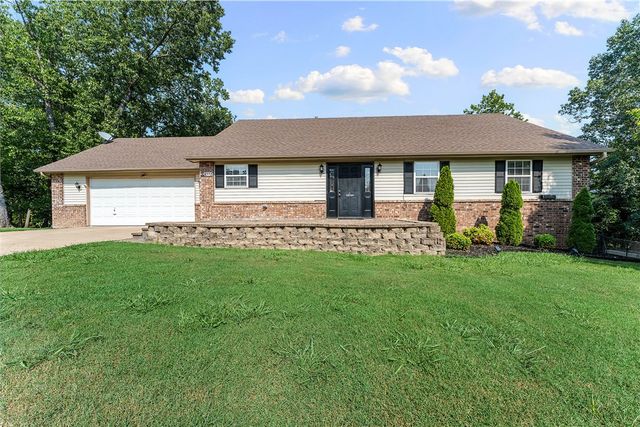 8772 Pageant Drive, Rogers, AR 72756