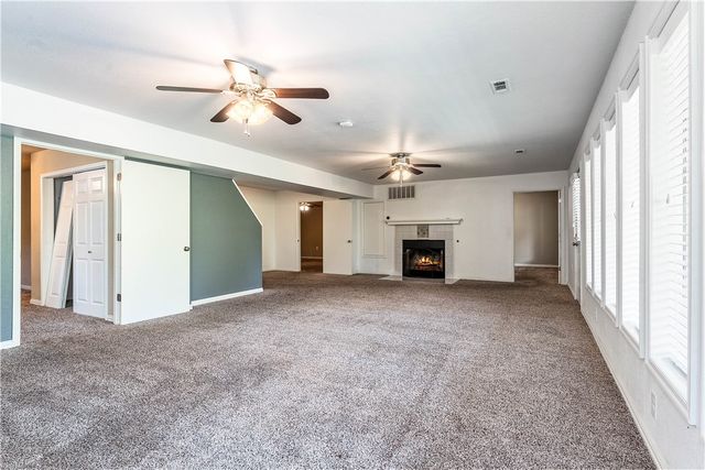 8772 Pageant Drive, Rogers, AR 72756
