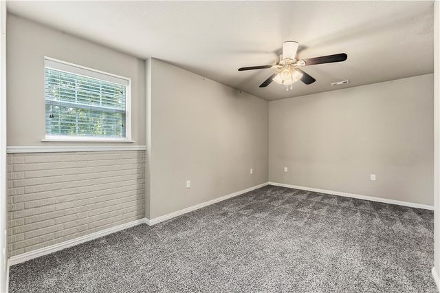 8772 Pageant Drive, Rogers, AR 72756