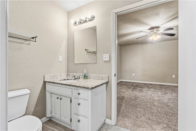 8772 Pageant Drive, Rogers, AR 72756