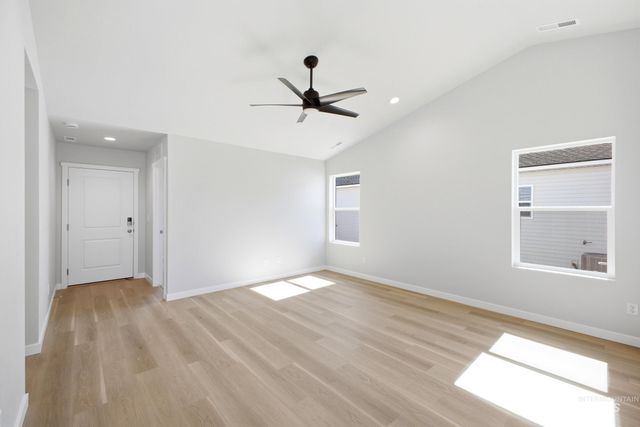 304 Benbrook Ave, Caldwell, ID 83605