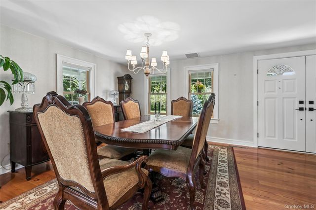 29 Three Sisters Road, Saint James, NY 11780