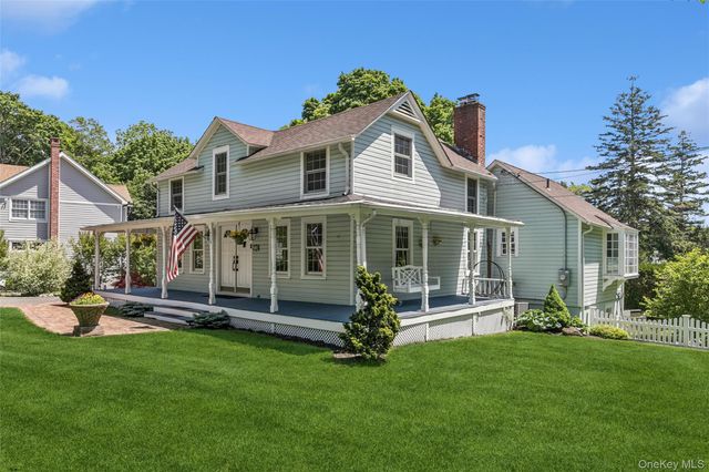 29 Three Sisters Road, Saint James, NY 11780