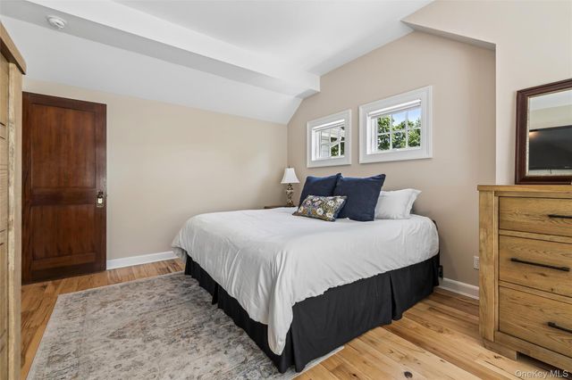 29 Three Sisters Road, Saint James, NY 11780