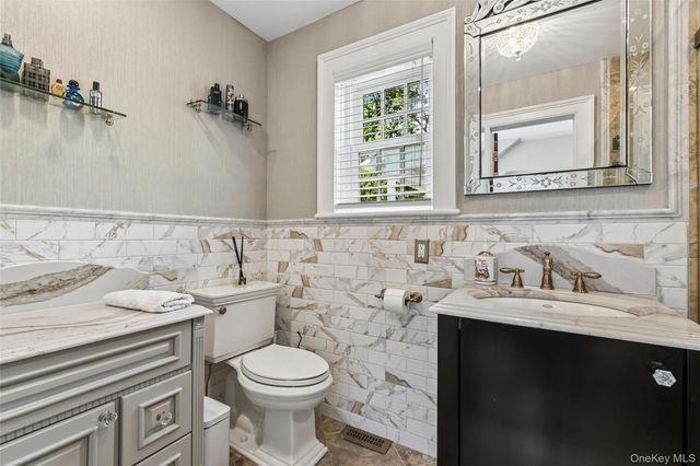 29 Three Sisters Road, Saint James, NY 11780
