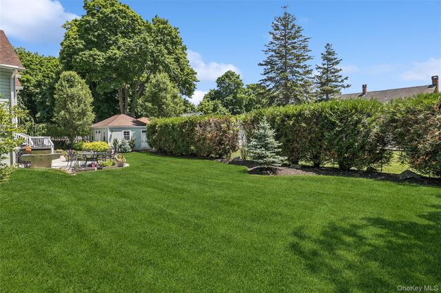 29 Three Sisters Road, Saint James, NY 11780