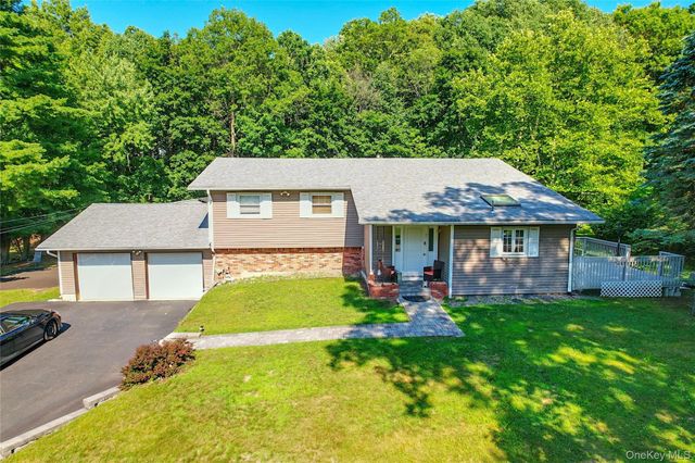 26 Terri Lee Lane, Spring Valley, NY 10977