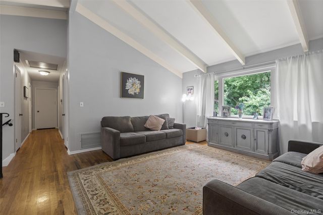 26 Terri Lee Lane, Spring Valley, NY 10977