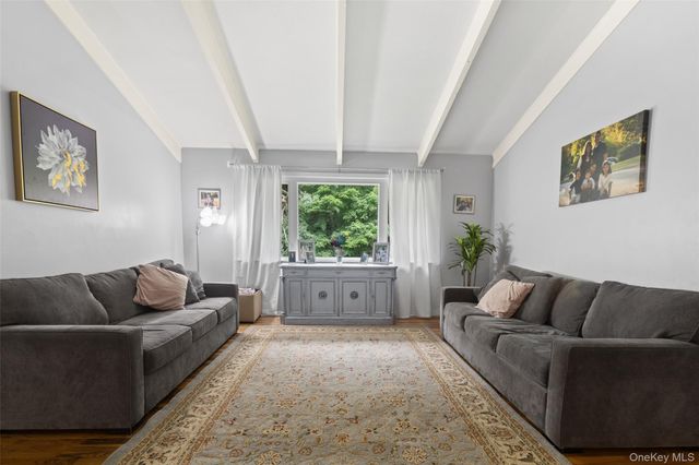 26 Terri Lee Lane, Spring Valley, NY 10977