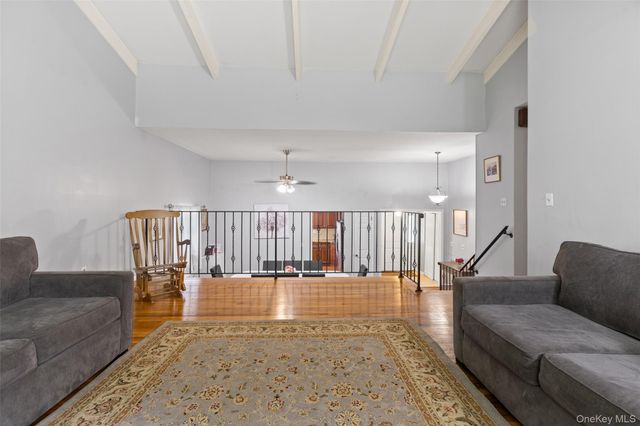 26 Terri Lee Lane, Spring Valley, NY 10977