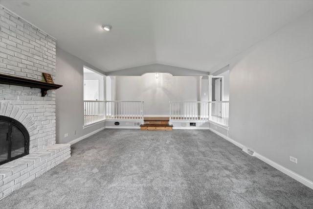 15285 State Street, South Holland, IL 60473