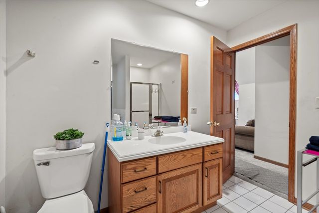 15285 State Street, South Holland, IL 60473