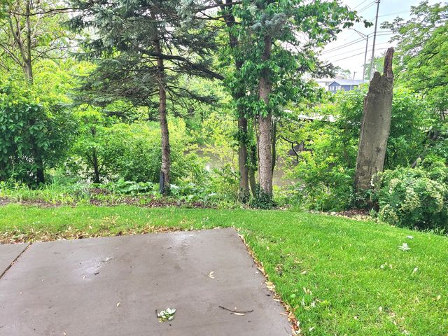 15285 State Street, South Holland, IL 60473