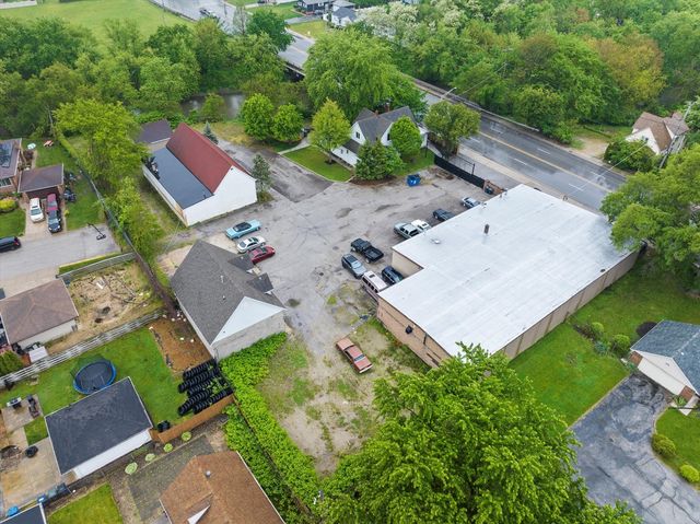 15285 State Street, South Holland, IL 60473