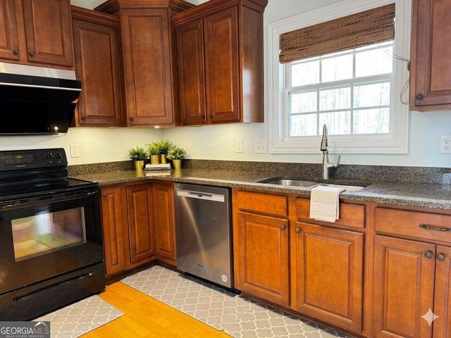 1270 Brighton Lane, Bogart, GA 30622