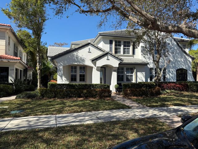 233 Evergrene Parkway, Palm Beach Gardens, FL 33410
