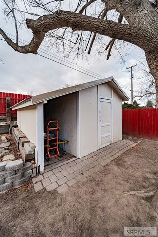 668 Westhill Avenue, Idaho Falls, ID 83402