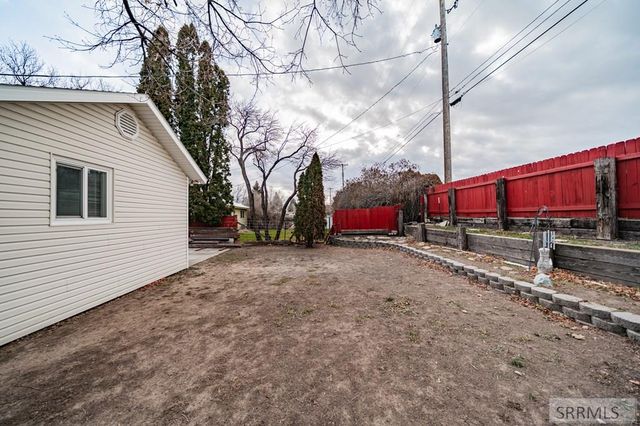 668 Westhill Avenue, Idaho Falls, ID 83402