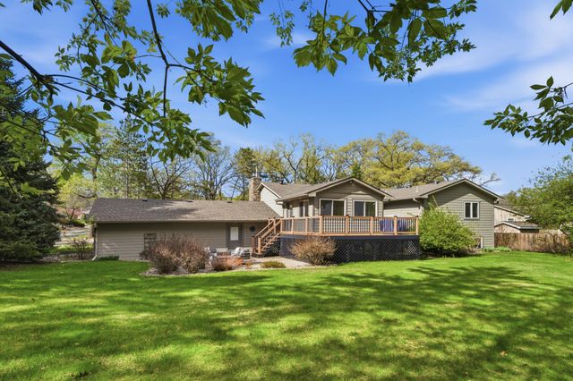 6655 Tanager Lane, Eden Prairie, MN 55346