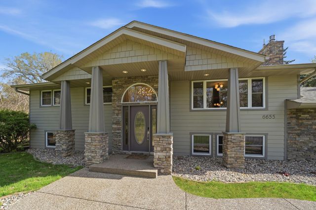 6655 Tanager Lane, Eden Prairie, MN 55346