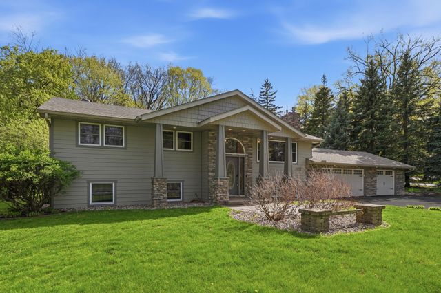 6655 Tanager Lane, Eden Prairie, MN 55346