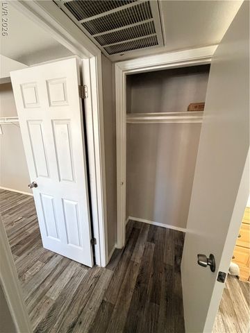 1405 Vegas Valley Drive 52, Las Vegas, NV 89169