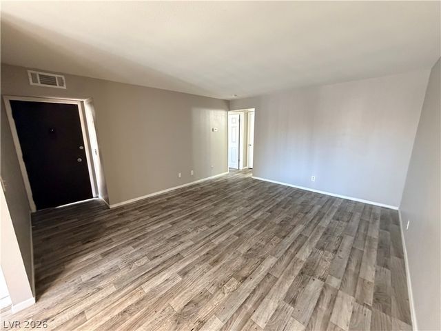 1405 Vegas Valley Drive 52, Las Vegas, NV 89169