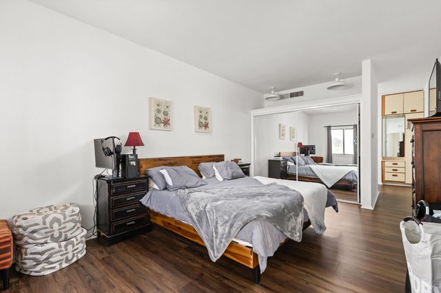 1 Crystal Springs Court CT H, The Hills, TX 78738