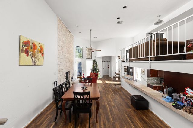 1 Crystal Springs Court CT H, The Hills, TX 78738