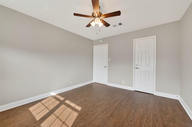 6351 Briar Rose Drive 149, Houston, TX 77057