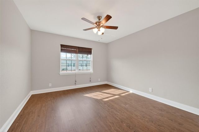 6351 Briar Rose Drive 149, Houston, TX 77057