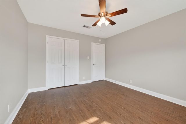 6351 Briar Rose Drive 149, Houston, TX 77057