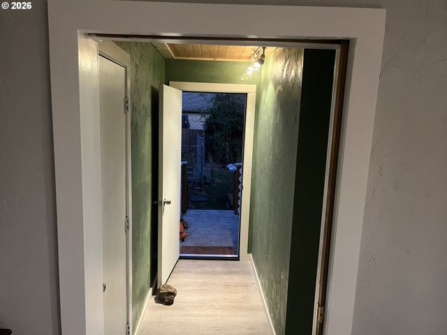 1918 Se 6TH Ave, Camas, WA 98607