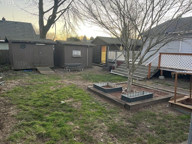 1918 Se 6TH Ave, Camas, WA 98607