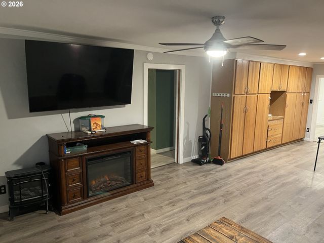 1918 Se 6TH Ave, Camas, WA 98607