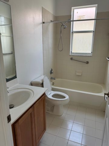 3977 NE 11th Drive, Homestead, FL 33033
