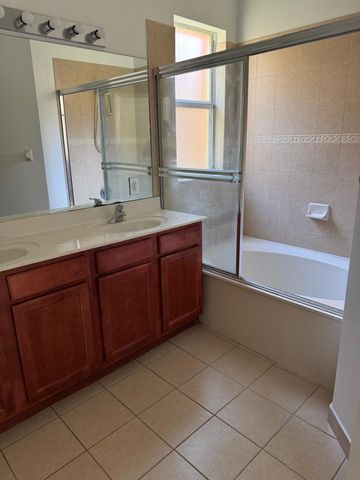 3977 NE 11th Drive, Homestead, FL 33033