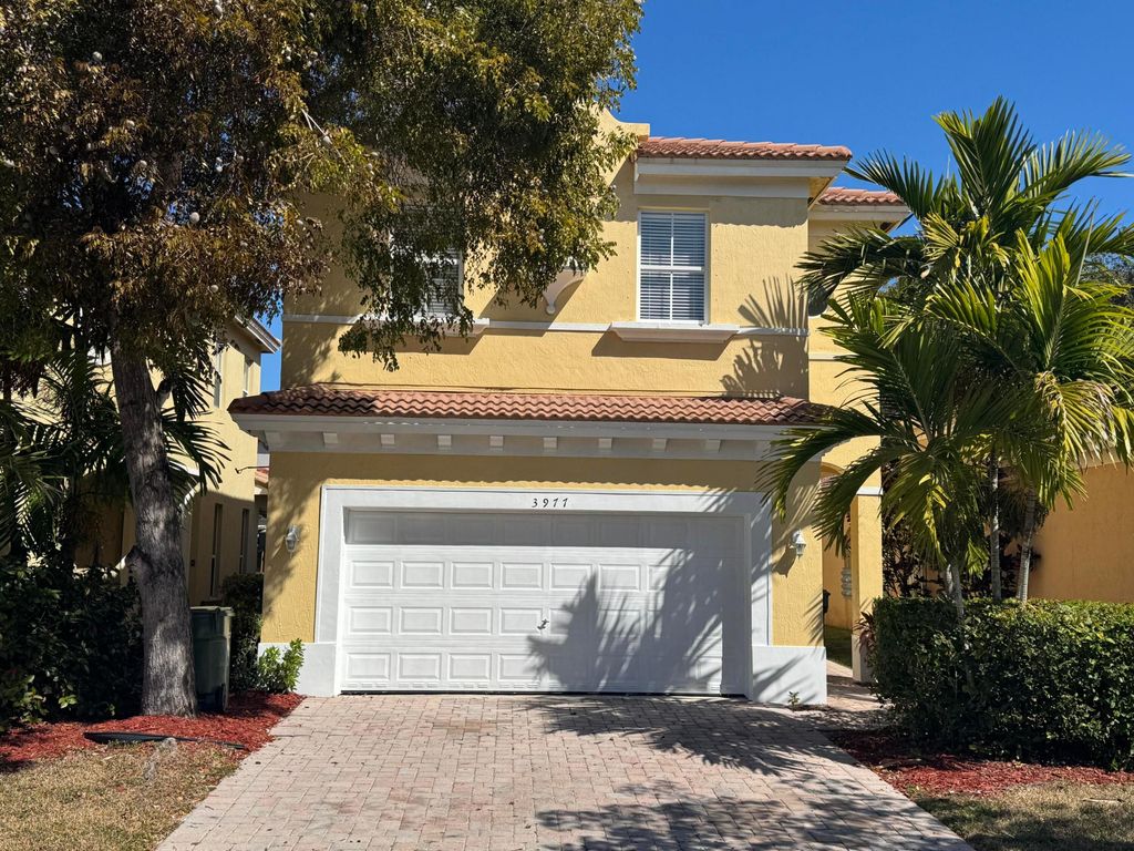 3977 NE 11th Drive, Homestead, FL 33033