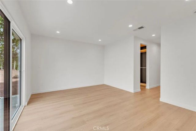 13449 Stagg Street, Panorama City, CA 91402