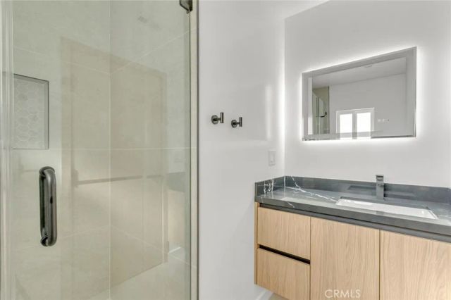 13449 Stagg Street, Panorama City, CA 91402