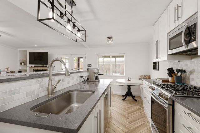 5033 Stanley Drive, The Colony, TX 75056