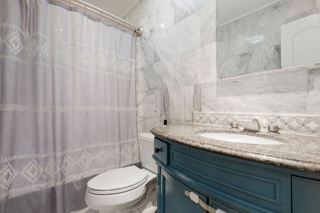 5033 Stanley Drive, The Colony, TX 75056