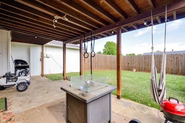 5033 Stanley Drive, The Colony, TX 75056