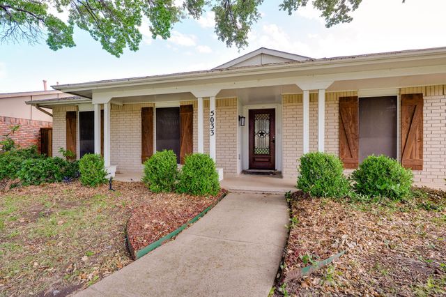 5033 Stanley Drive, The Colony, TX 75056
