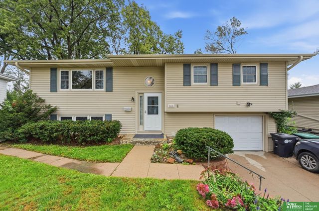 5435 S 122nd Street, Omaha, NE 68137