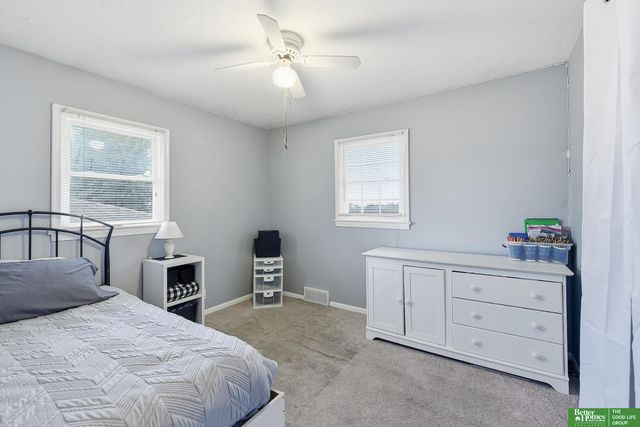 5435 S 122nd Street, Omaha, NE 68137