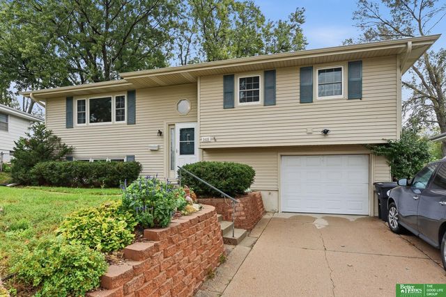 5435 S 122nd Street, Omaha, NE 68137