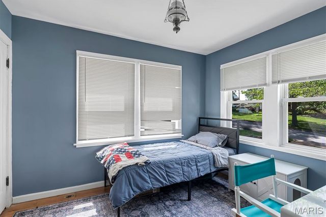 9007 Osage Lane, St Louis, MO 63114